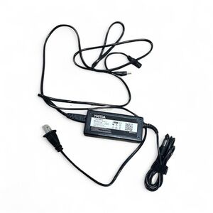 NEW YUSTDA 19V \ 2.4A AC Adapter Charger Power Supply 5.5 \times 2.5mm Tip (45W)